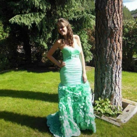 Prom Dress - Picture 2 of 2
